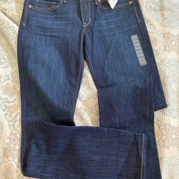 NWT GAP  30/10L low rise straight jeans - Picture 2 of 4